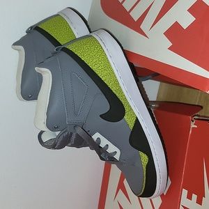 NIKE Sneakers Men Alphaballer